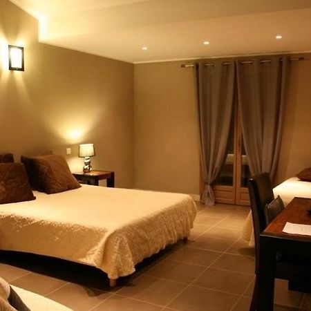 L'Hotellerie Kouros Cuers Bilik gambar