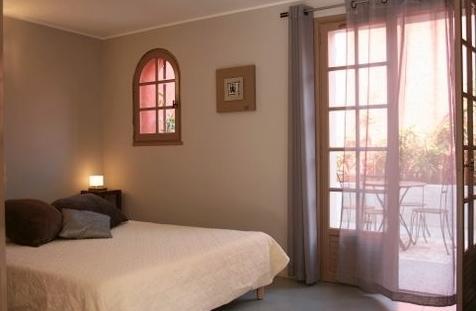 L'Hotellerie Kouros Cuers Bilik gambar