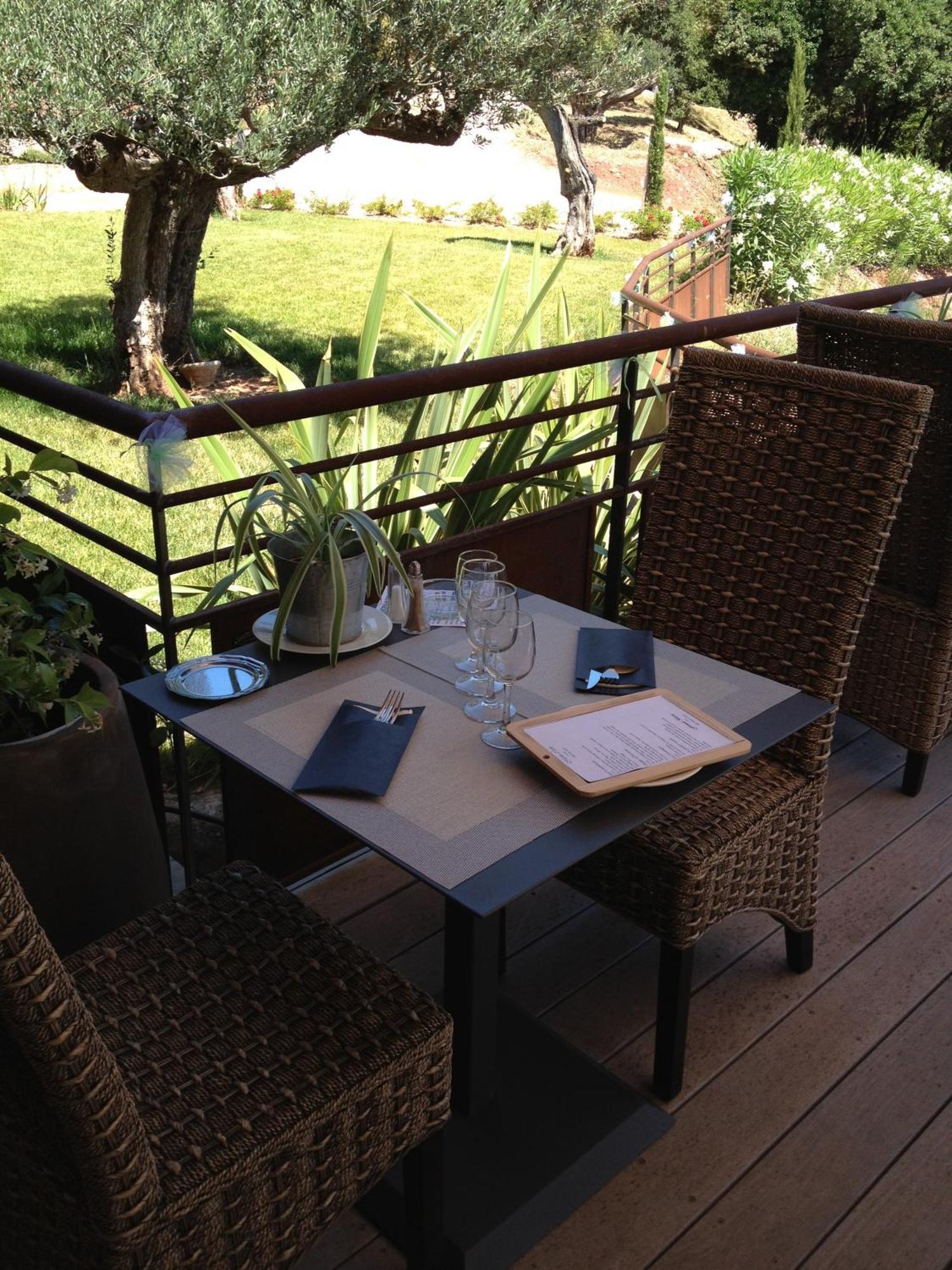 L'Hotellerie Kouros Cuers Luaran gambar