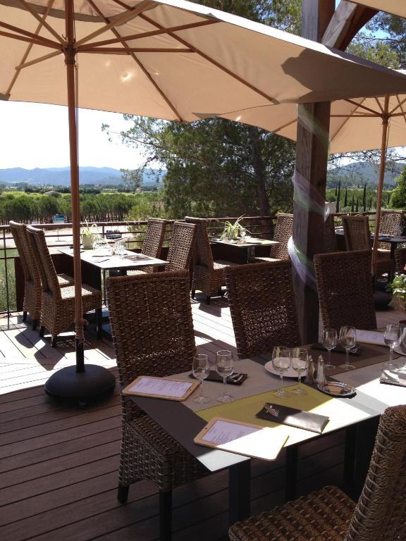 L'Hotellerie Kouros Cuers Luaran gambar