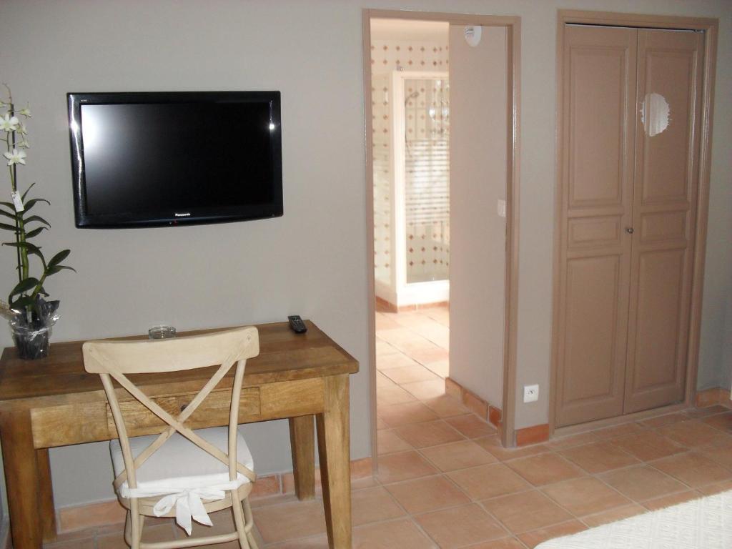 L'Hotellerie Kouros Cuers Bilik gambar
